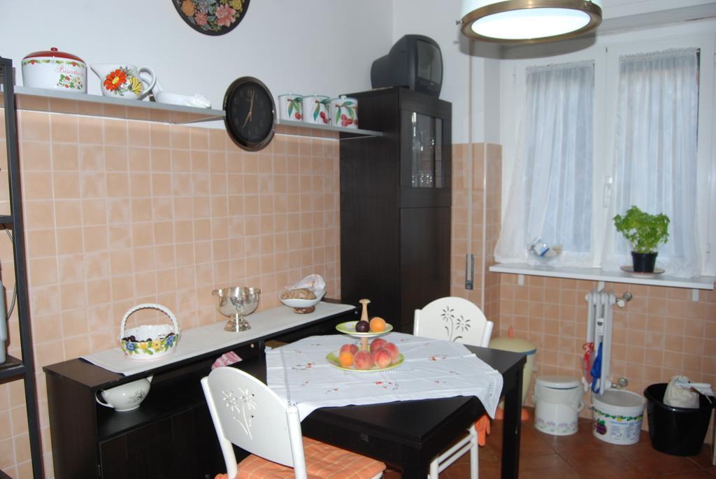 לינה וארוחת בוקר רומא La Badia Del Cavaliere חדר תמונה